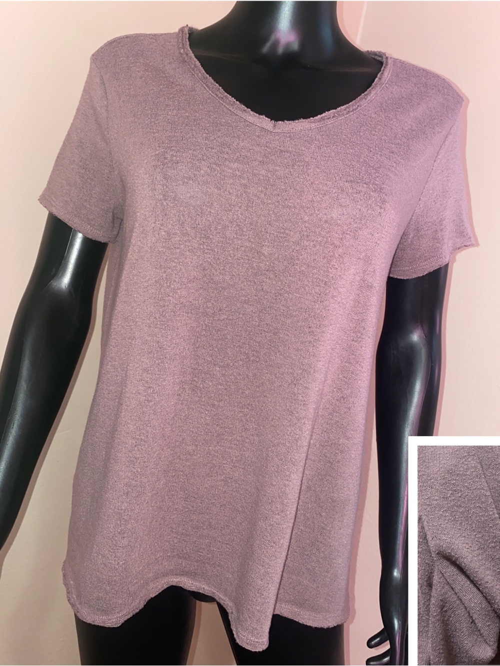 Mudd Heathered Dusty Mauve Purple V-Neck Tee